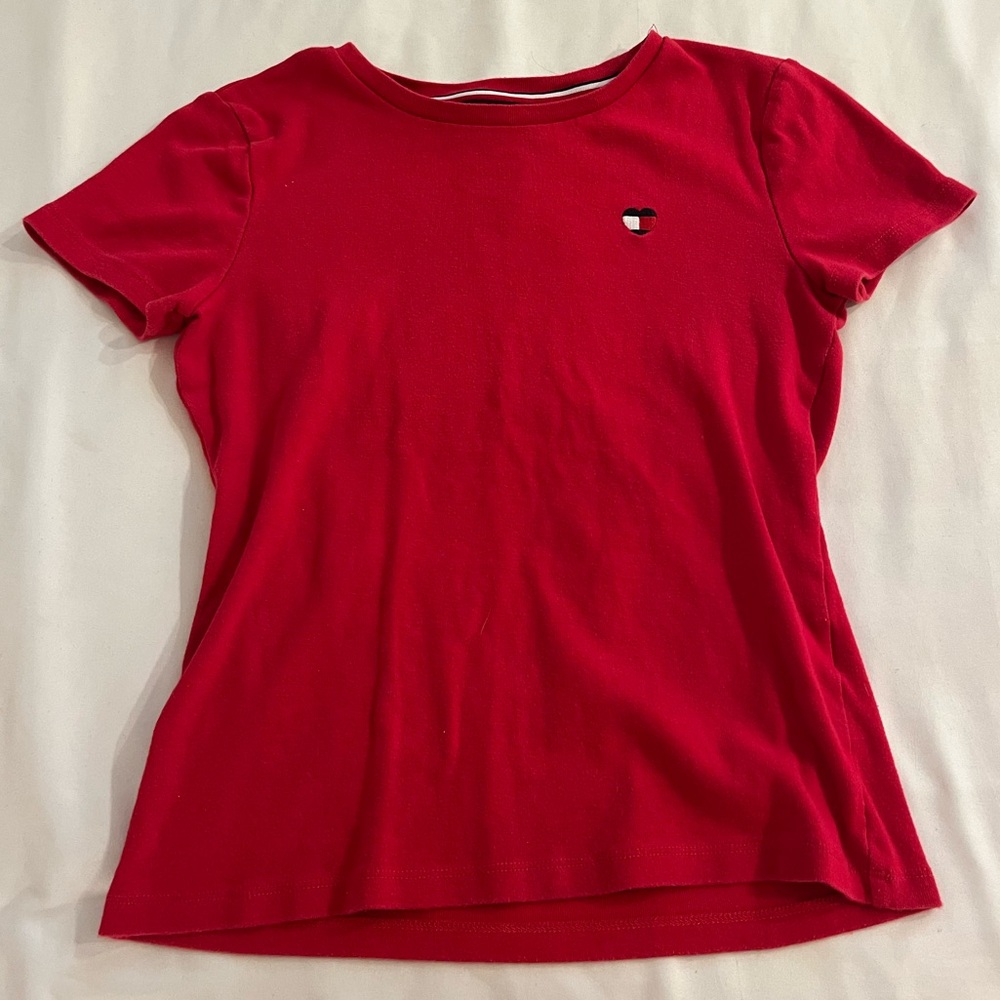 tommy hilfiger red tee
